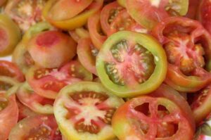 Is It Safe To Eat A Tomato That Is Greenish On The Inside?